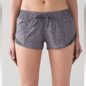 Lululemon Hotty Hot Short (2 1/2")
Heathered Black